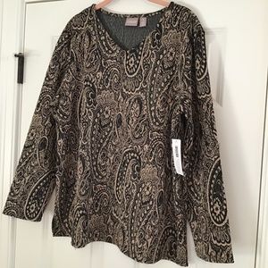 🌺 Chico's Black and Cream Paisley Women's Top